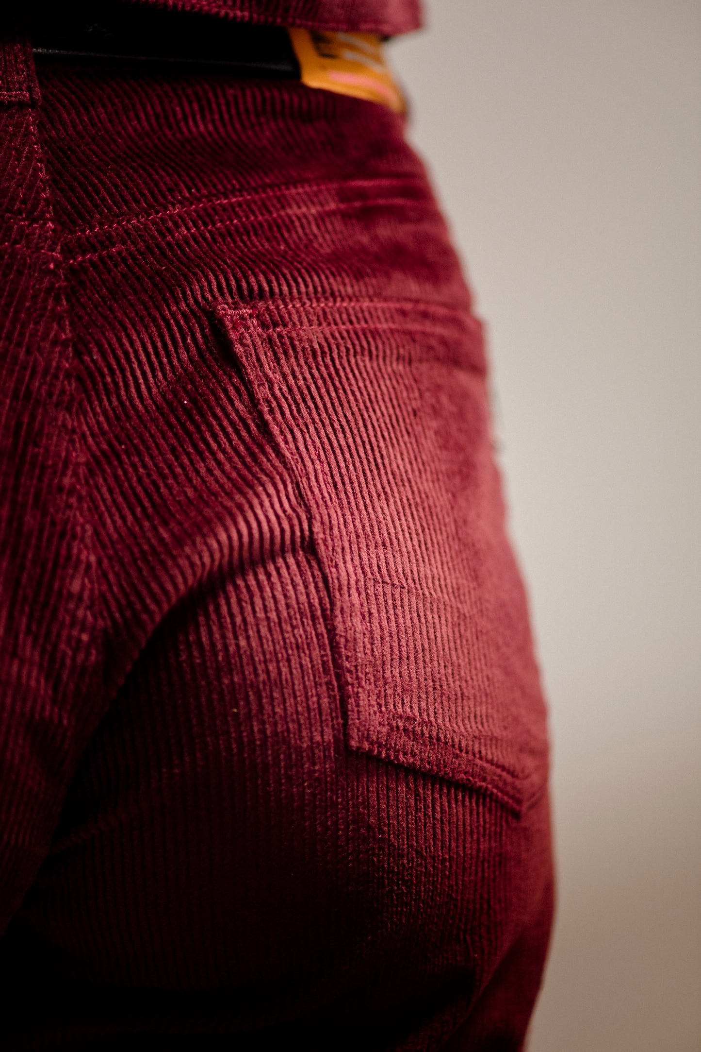 PANTALON CORDUROY VINO
