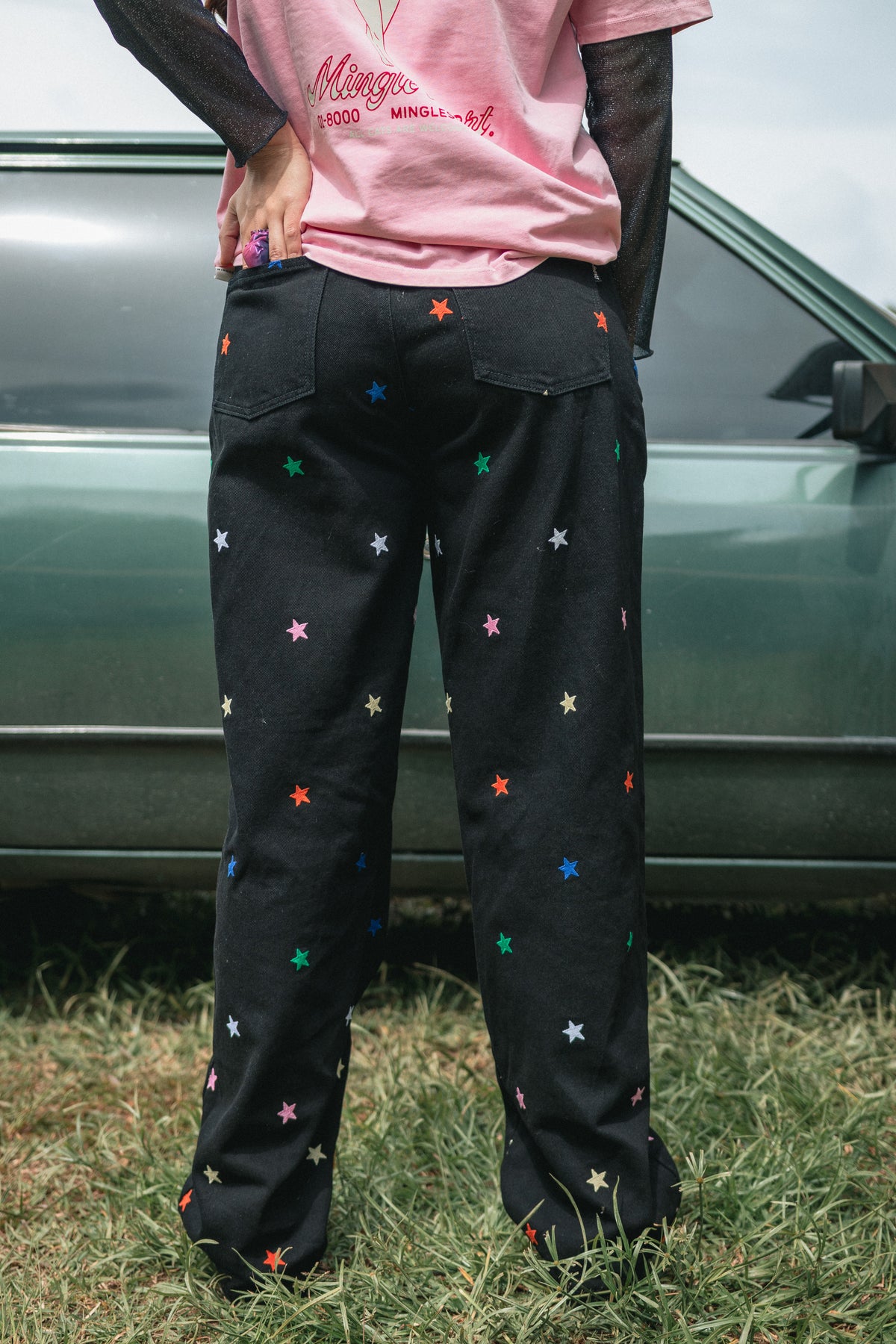 JEAN NEGRO ESTRELLAS BORDADAS