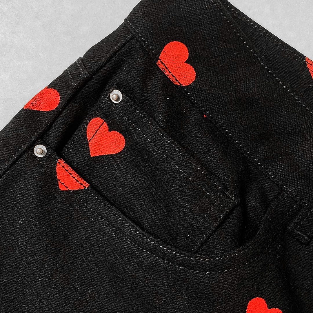 BERMUDA NEGRA CORAZONES