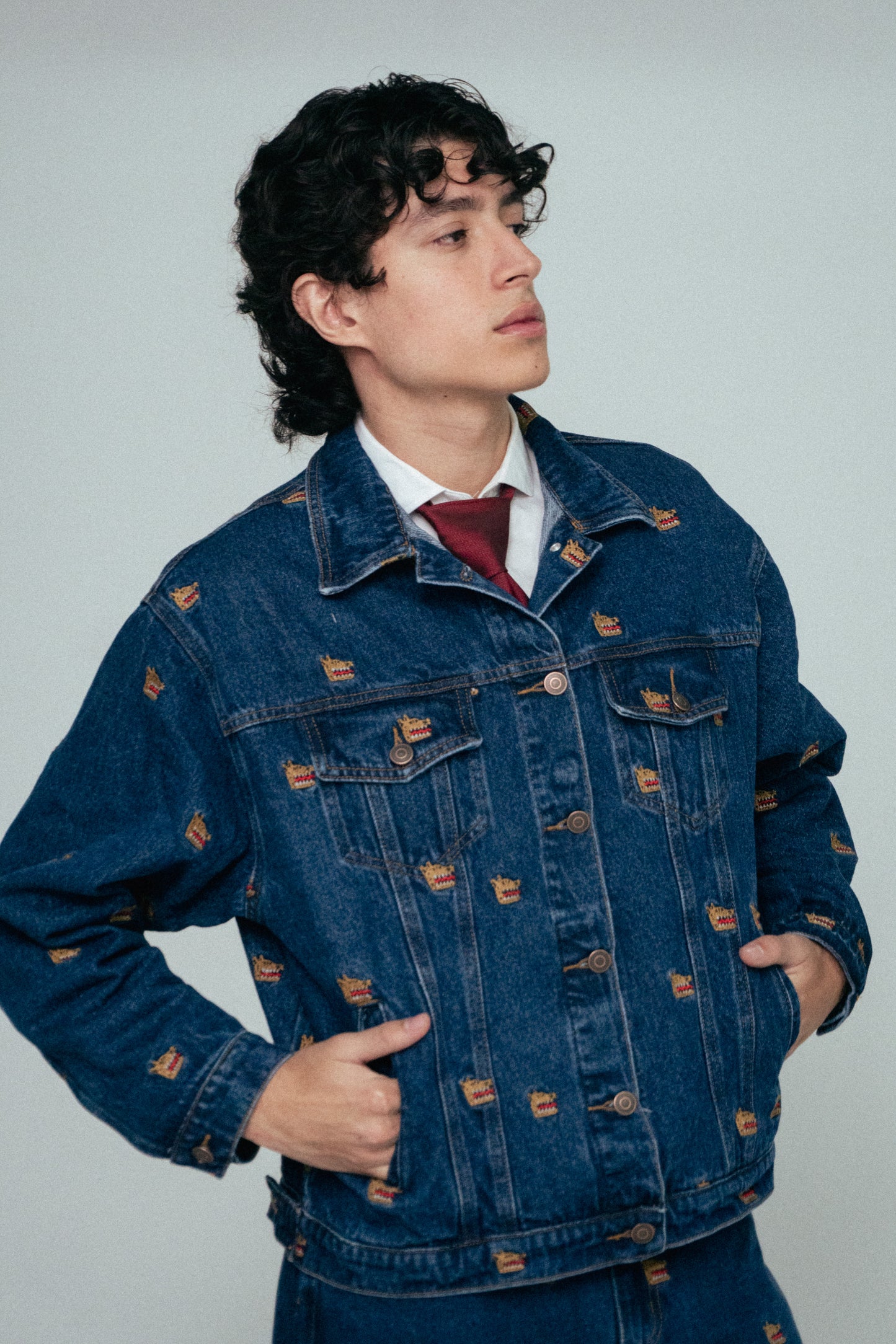 CHAQUETA BORDADO MNGL