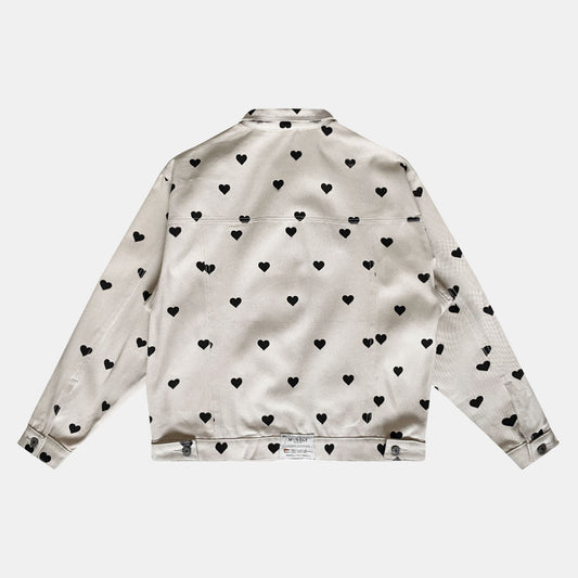 CHAQUETA MARFIL CORAZONES NEGROS