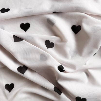 MESH MARFIL CORAZONES NEGROS