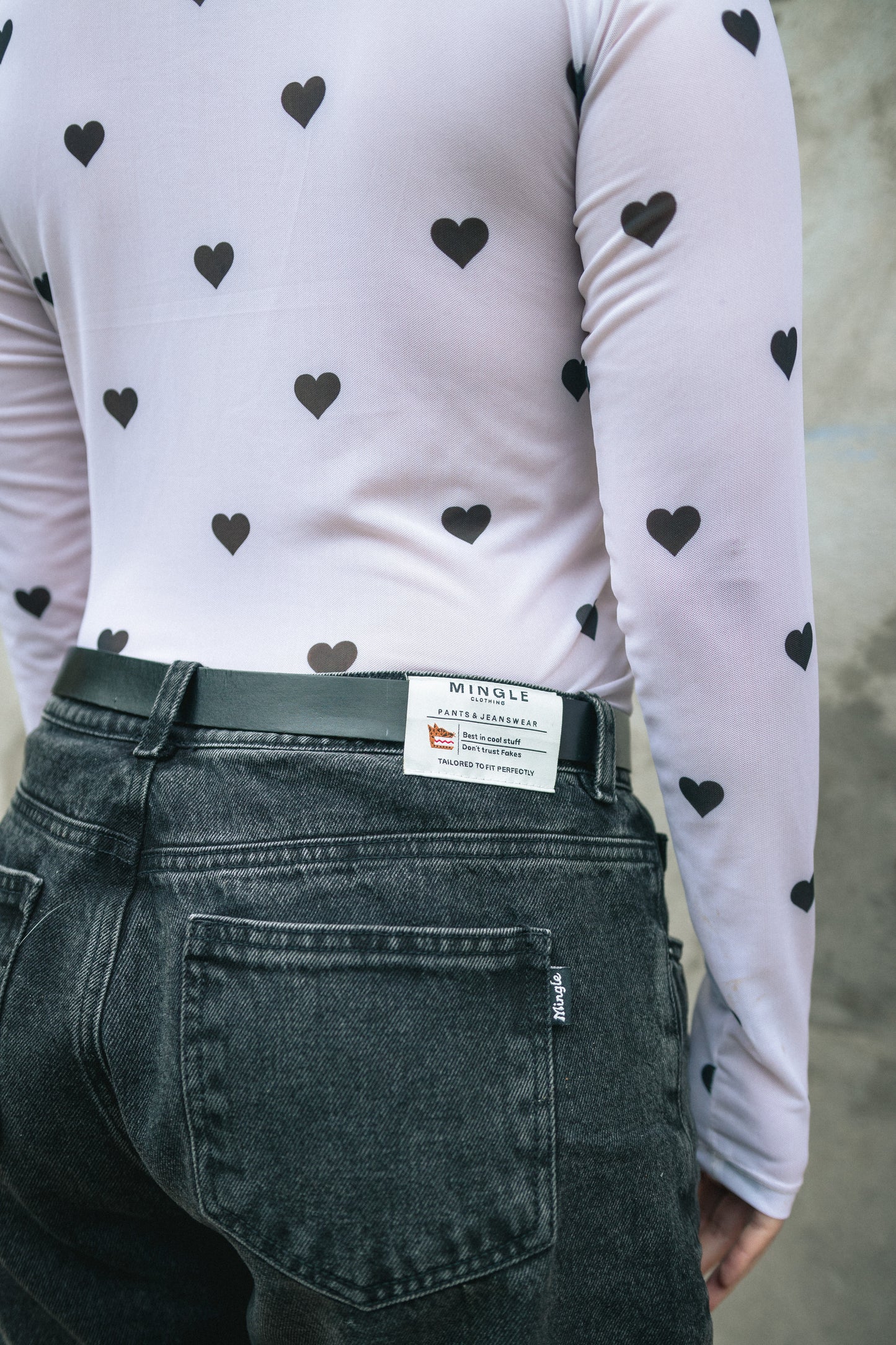 MESH MARFIL CORAZONES NEGROS