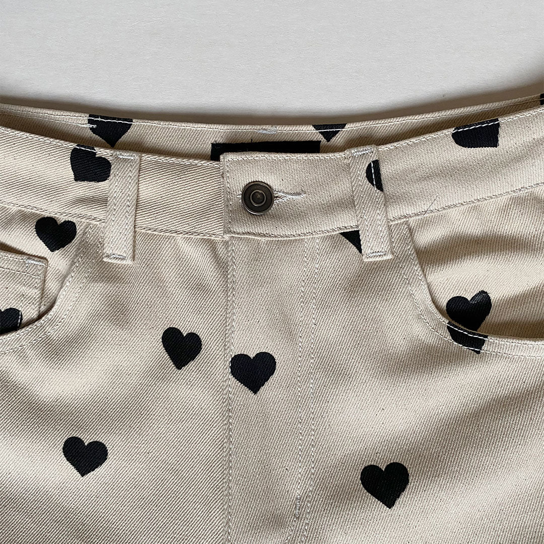 JEAN MARFIL CORAZONES NEGROS